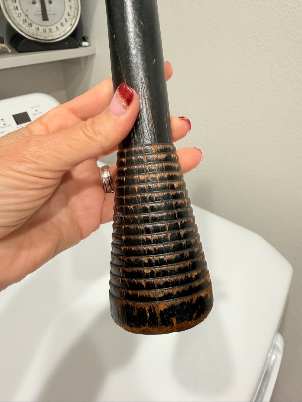 Vintage Distressed Beehive Black Wooden Industrial Bobbin - Picture 8 of 15